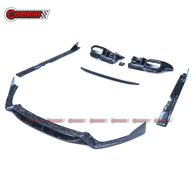 Mise à niveau vers le kit de carrosserie de style DMC pour Ferrari F12