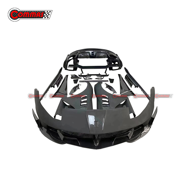 Kits de carrosserie en demi-fibre de carbone de style Mansory pour Ferrari 812