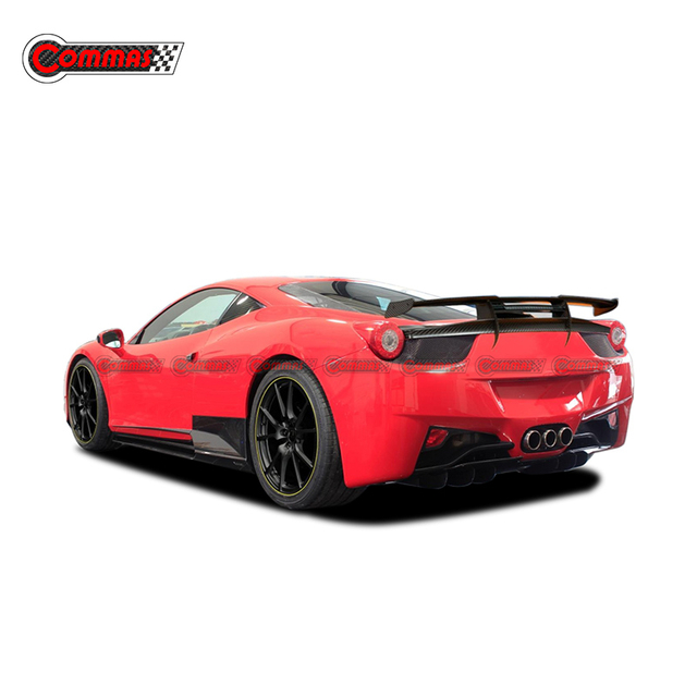 Aileron arrière en fibre de carbone de style Mansory pour Ferrari 458