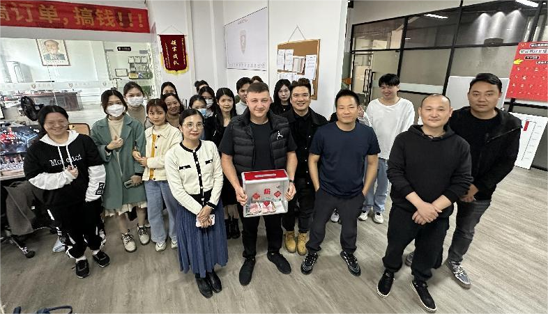 CSSLa RCA contribue chaleureusement au tremblement de terre en Turquie