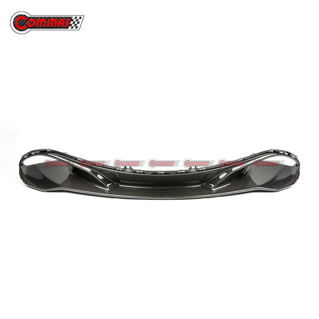 Lèvre avant en fibre de carbone de style OEM pour Mclaren 720S