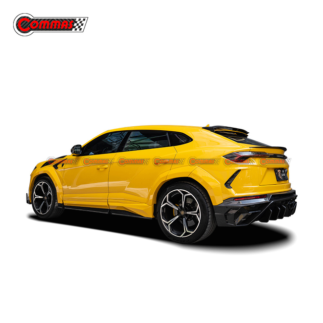 Mise à niveau vers le kit carrosserie Lamborghini URUS de style Mansory