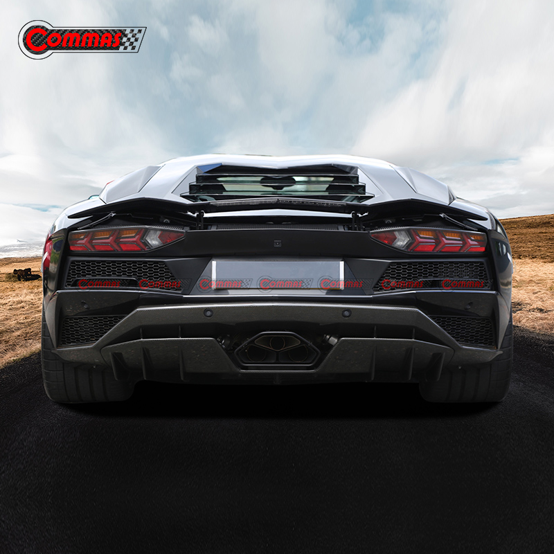 Lèvre de diffuseur arrière en fibre de carbone de style OEM pour Lamborghini Aventador LP740