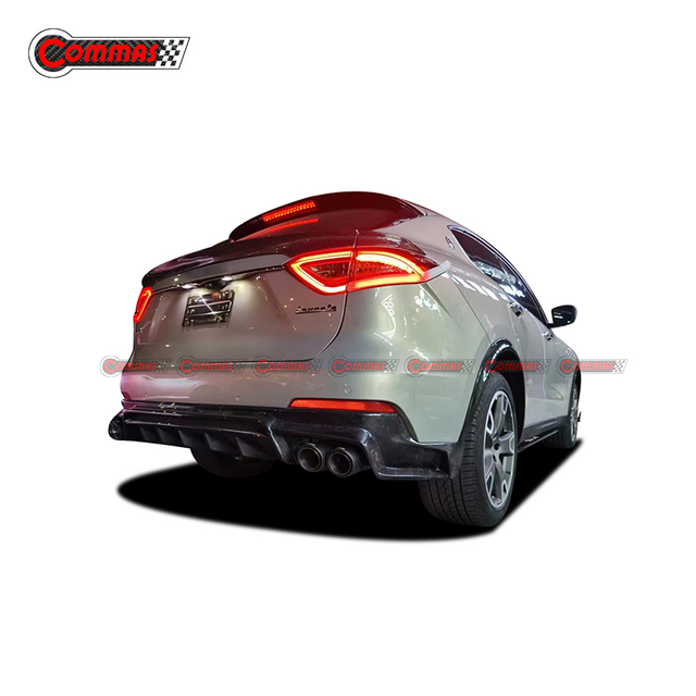 Kit carrosserie Maserati Levante en fibre de carbone style LT.2