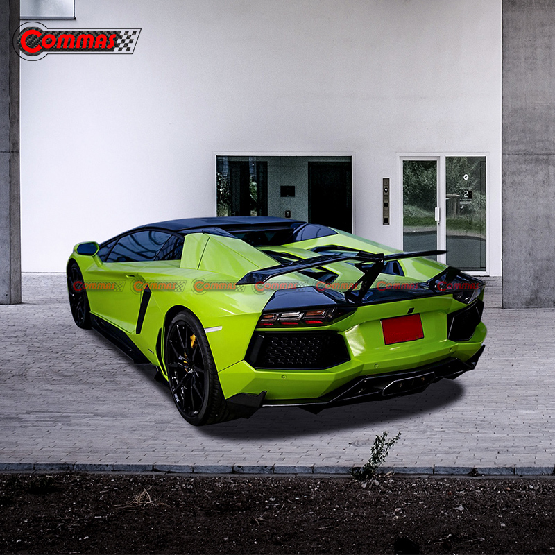 Kit de carrosserie en fibre de carbone style Revozport pour Lamborghini Aventador Lp700 