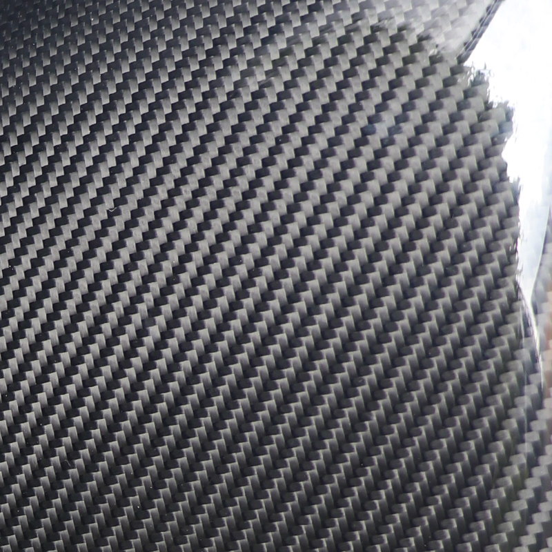 Fibre de carbone haute brillance