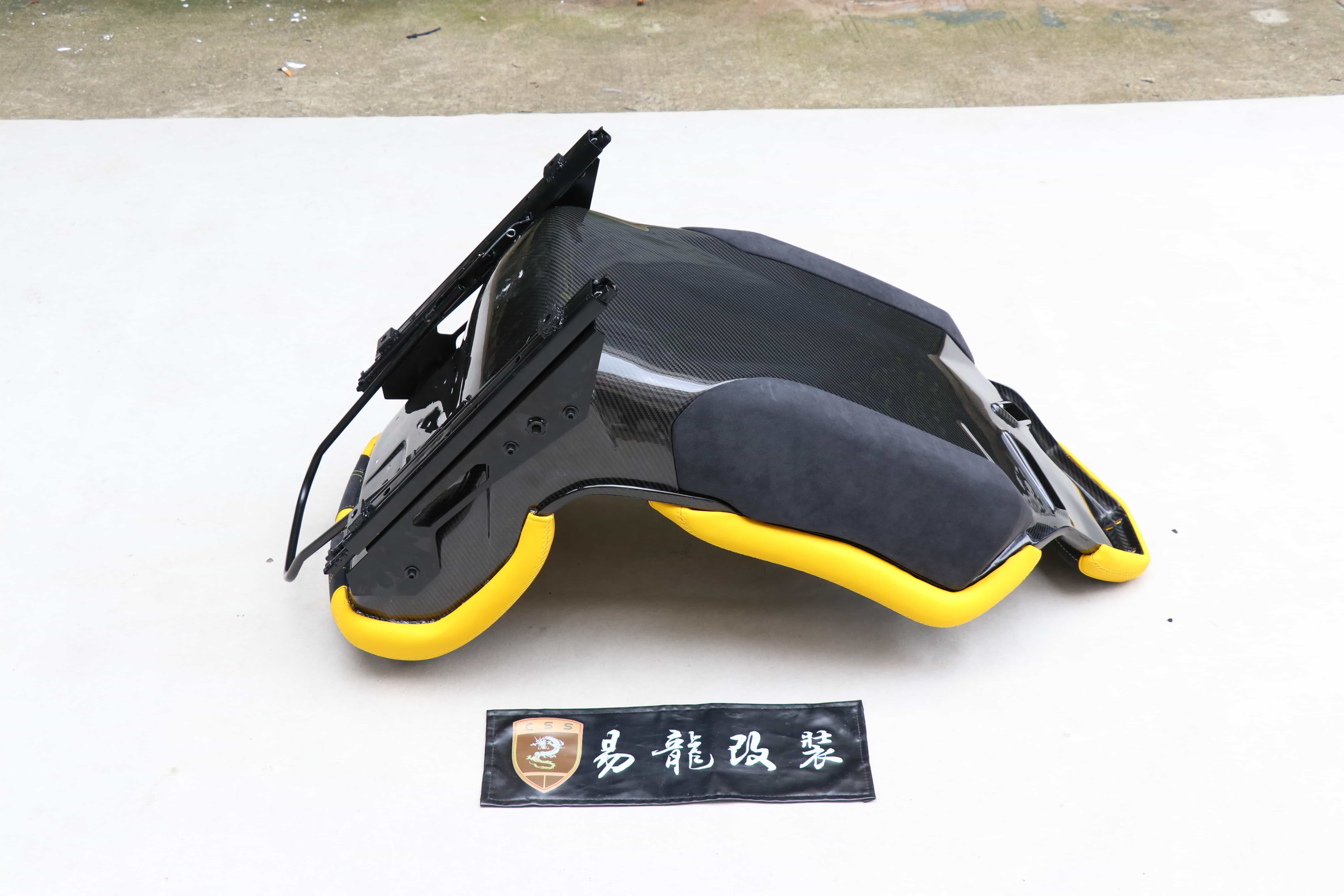 si&egrave;ge lambroghini aventador svj 