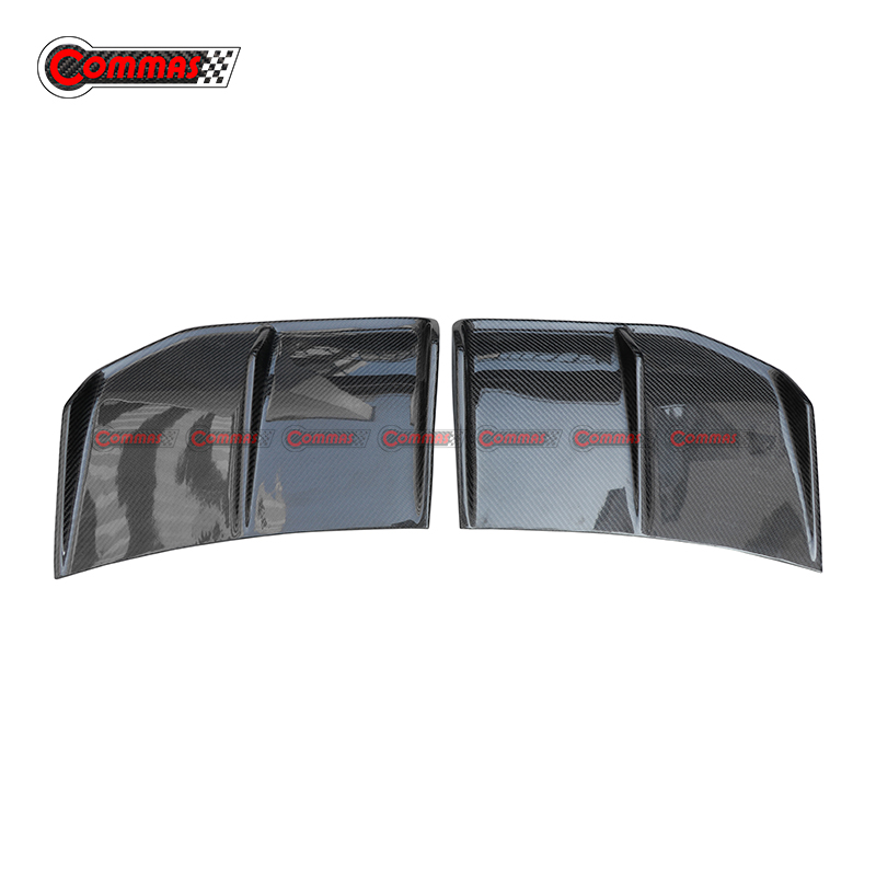 L&egrave;vre de diffuseur arri&egrave;re Aston Martin DB11