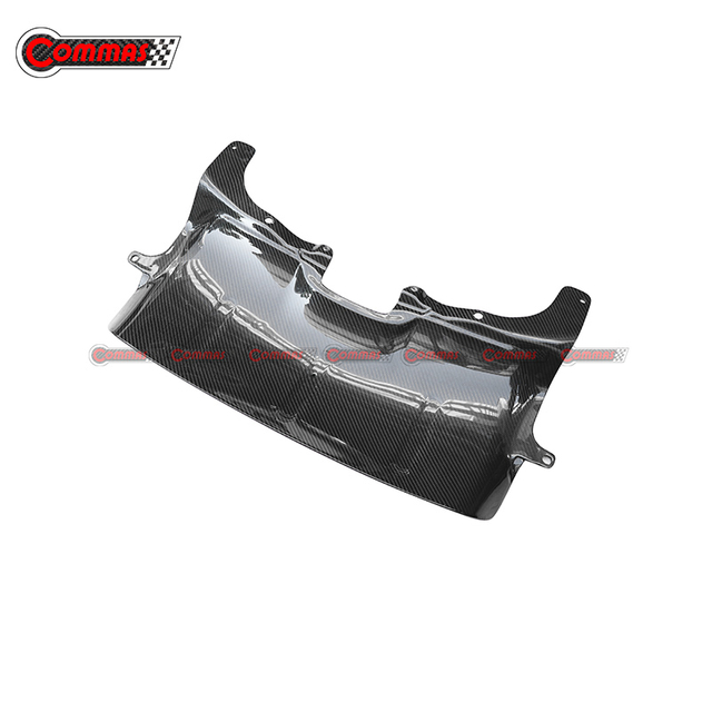 Panneau de couverture d'échappement en fibre de carbone pour McLaren 720S