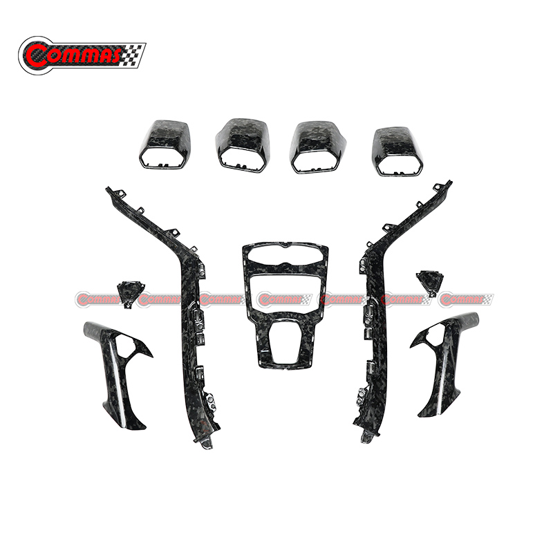 Int&eacute;rieur en fibre de carbone Lamborghini Huracan LP610